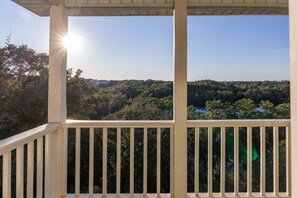 Toetasjesleilighet, 2 soverom | Overnattingsstedets uteområder