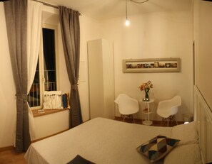 2 bedrooms, desk, iron/ironing board, travel cot - house in the medieval district of Tivoli (Tivoli)
