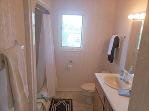 Cottage, 3 Bedrooms | Bathroom - Jefferson Ave - 3 Br Cottage (Orange Beach)