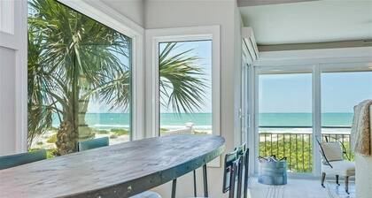 Seagrape Colony 10 3 Bedroom Home by RedAwning