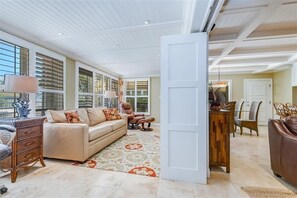 Maison, 2 chambres | Salle de séjour