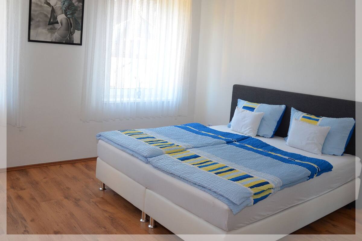 Individually decorated, individually furnished, soundproofing, free WiFi