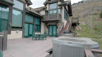 Rumah, 6 kamar tidur | Area BBQ/piknik