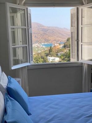 Standard Studio, Sea View | Iron/ironing board, free WiFi, bed sheets - Astra, Pyrgos Sareli 1690 – a Heritage Mansion (Andros)