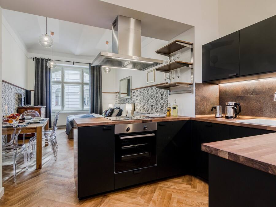 Classic Apartment | Living room | Smart TV, Netflix