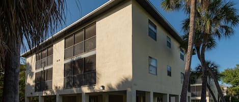 Condo, 2 chambres | Extérieur