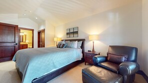3 chambres, fer et planche à repasser, Wi-Fi gratuit