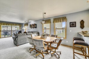 Townhome, 2 Bedrooms | Living room