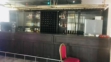 Bar (in der Unterkunft)