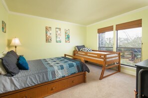 Condo, 2 Bedrooms
