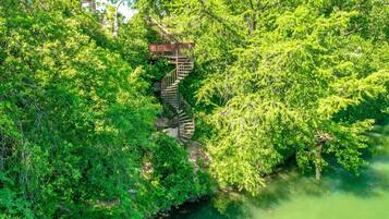 Condo, 1 Bedroom | Property grounds