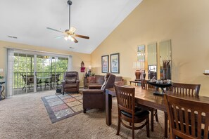 Condo, 2 Bedrooms | Interior