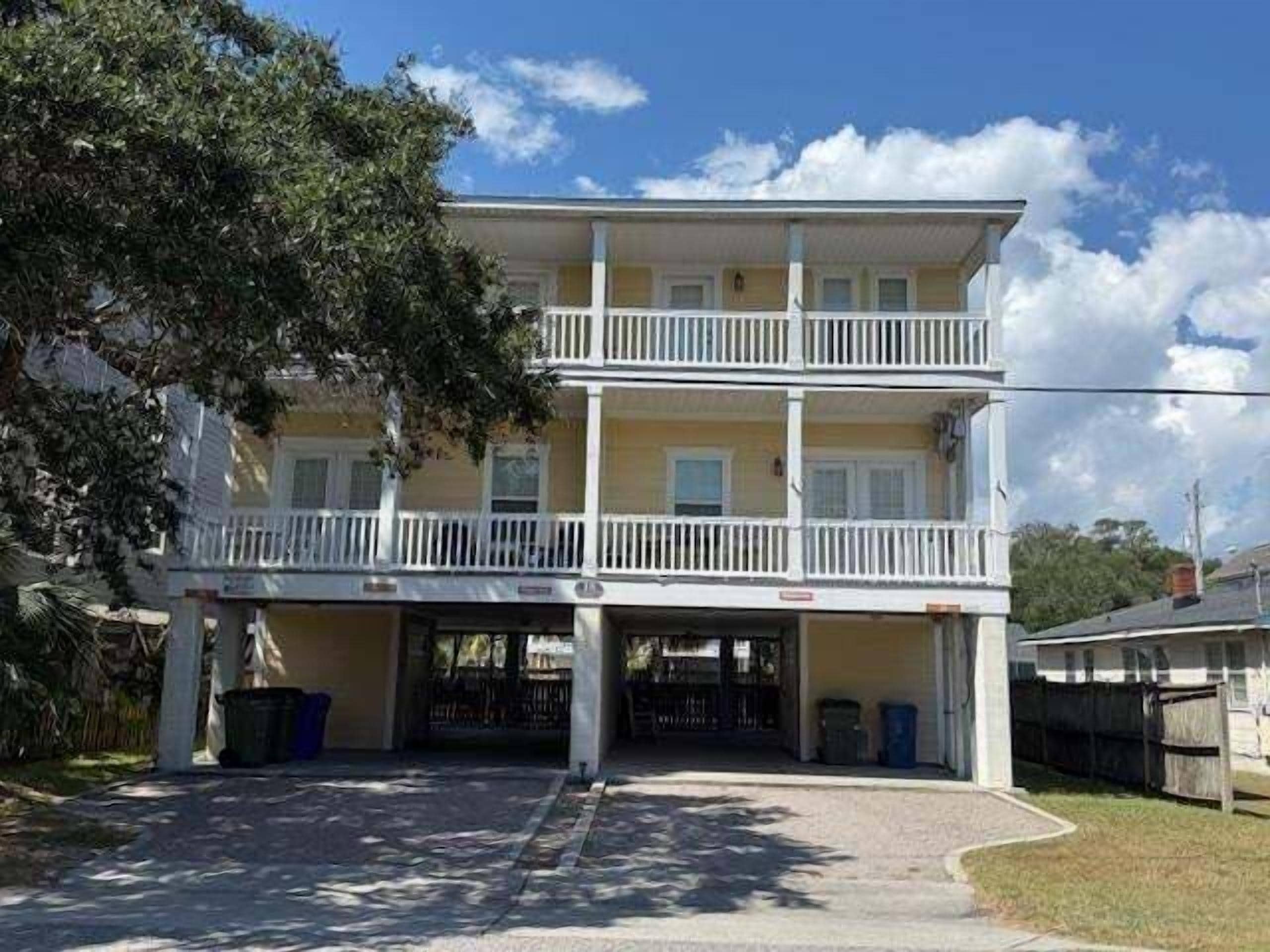 Maison, 5 chambres | Extérieur