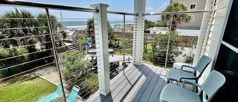 Condo, 2 Bedrooms | Property grounds