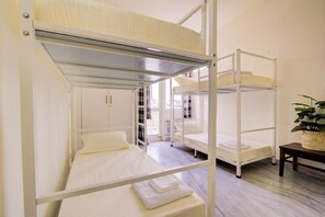 Wi-Fi gratis dan seprai linen