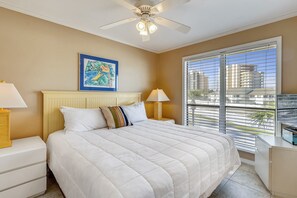 Kondominium, 2 kamar tidur | 2 kamar tidur, setrika/meja setrika, Wi-Fi gratis, dan seprai linen