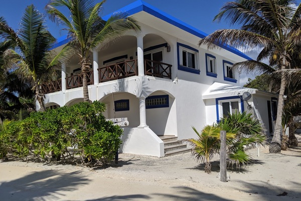 Casa De Coco - Freshly Painted