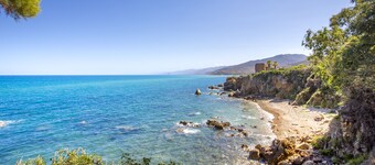 Maison Blanche "Rais" appartement dans villa sur la mer près de Cefalu '