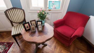 Double Room (BLUE) | Living room