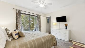 Condo, 2 Bedrooms | 2 bilik tidur, Wi-fi percuma, cadar katil