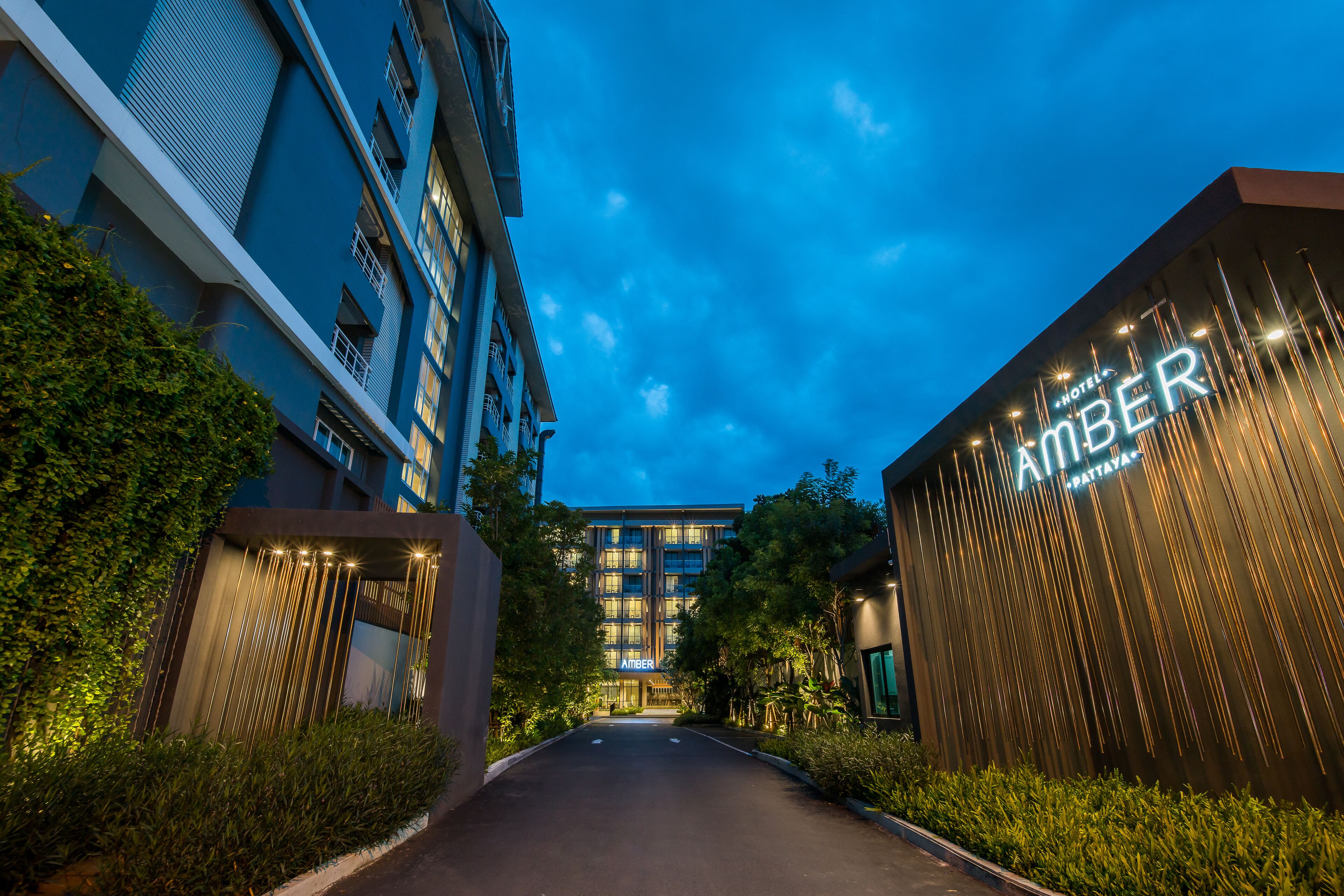 Fasade – kveld/natt