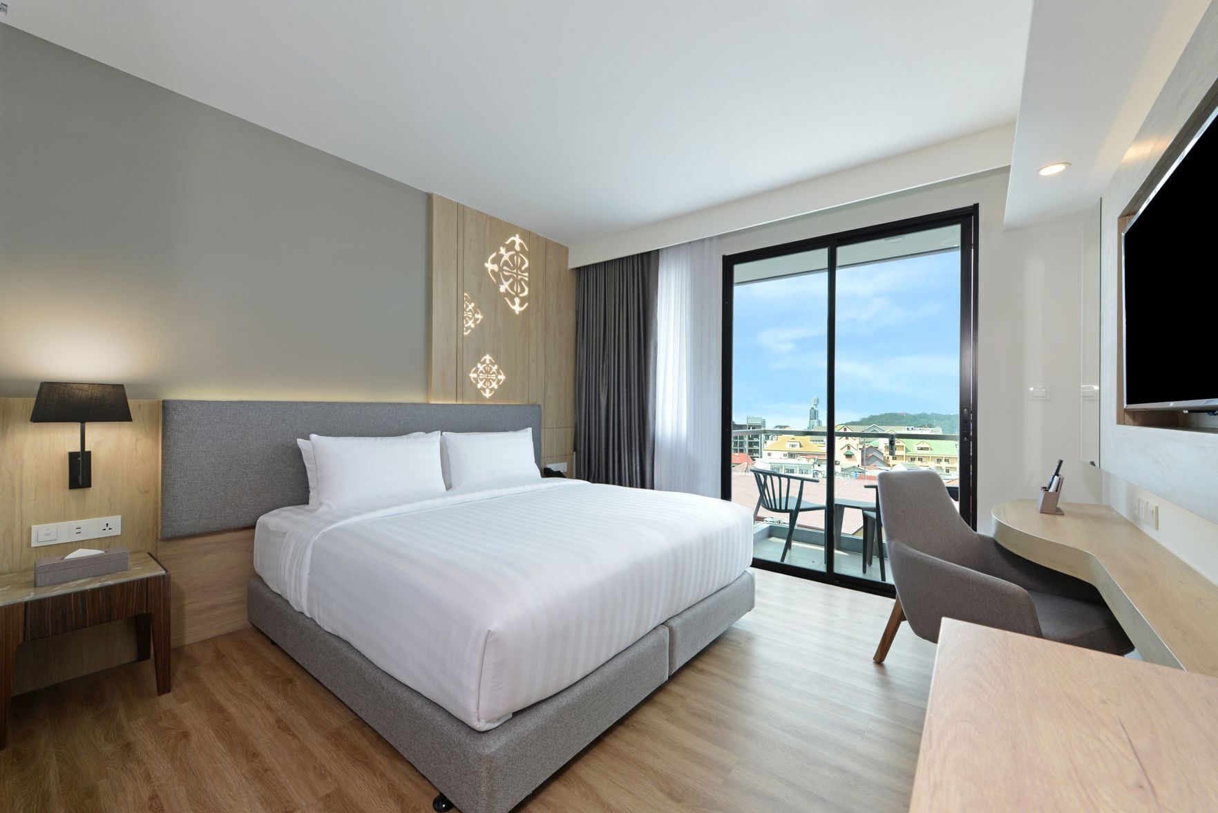 高級寝具、セーフティボックス (室内)、客室ごとに異なる装飾、客室ごとに異なるインテリア