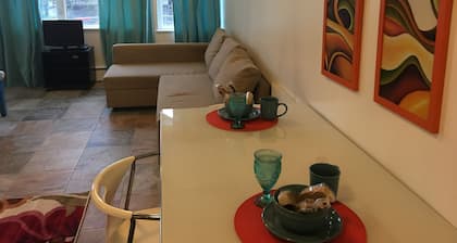 Aquamarine Upbeat Studio in der Mall