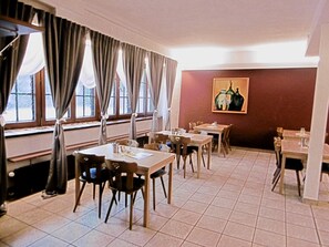 Colazione all'inglese inclusa, servita tutte le mattine 
