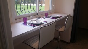 تناول الطعام