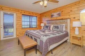 2 bedrooms, iron/ironing board, free WiFi, bed sheets - Morning Glory: Spectacular View! Resort Pool, Top Amenities, close to all Major Attractions! (Sevierville)