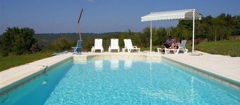 Cottage for 2 or 4 p refurbished in an old fortified farm from the 17th century