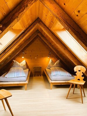 2 bedrooms - Holiday flat Haus Itten cosy and rustic (Hondrich)