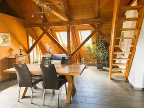 Interior - Holiday flat Haus Itten cosy and rustic (Hondrich)