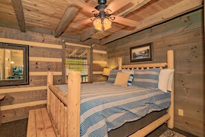2 bedrooms, iron/ironing board, free WiFi, bed sheets - Beau Voir: Beautiful Views, Secluded, Game Room, Hot Tub, Lux-Cabin, close to area Attractions! (Sevierville)