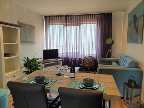 Dining - Vacation apartment L' Ancora (mill view) (sint-annaland)