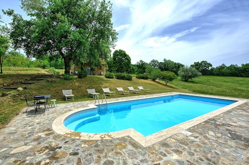 Villa Gualchiere - Holiday Rental in San Casciano dei Bagni, Tuscany
