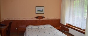 Junior Suite | Minibar, in-room safe, iron/ironing board, free cots/infant beds - Kalina (Samokov)