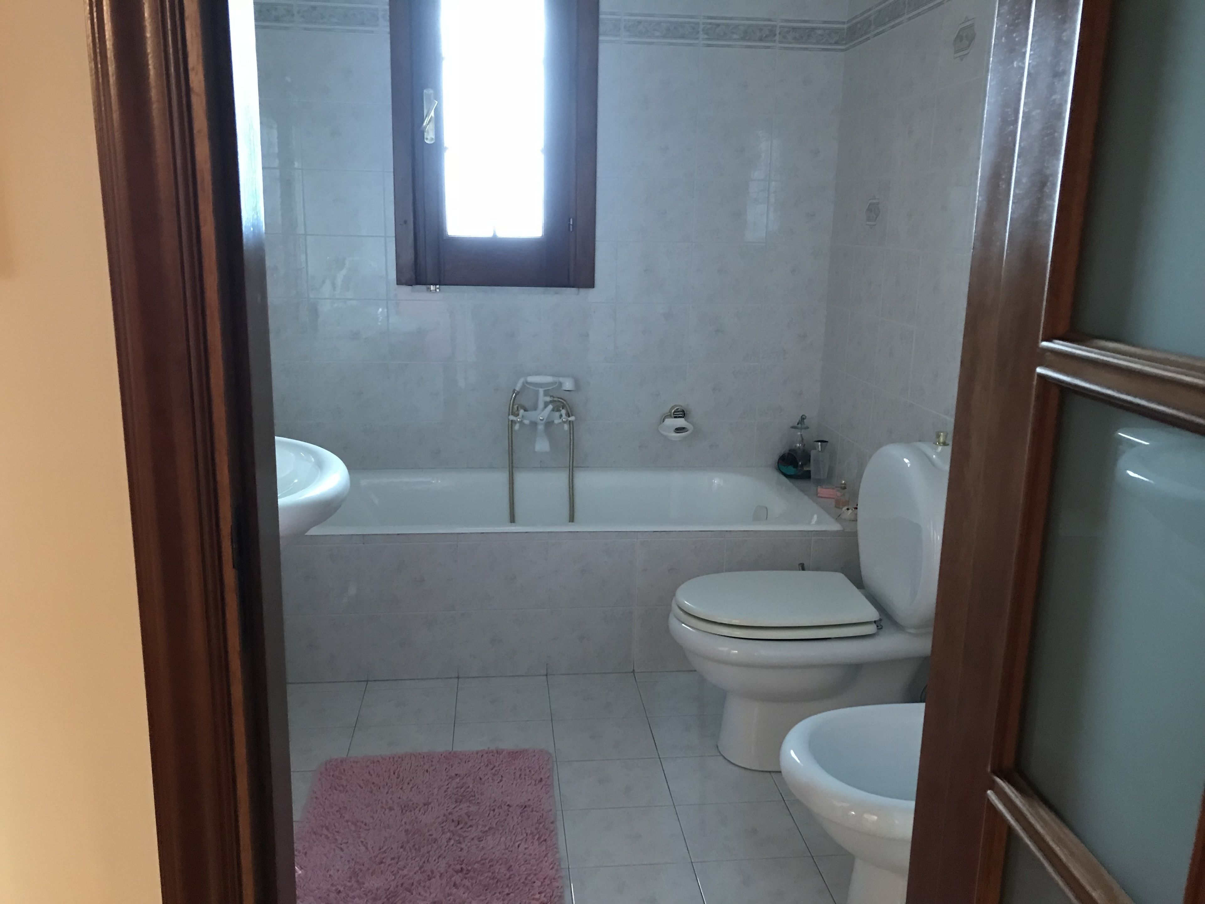 Free toiletries, hair dryer, bathrobes, bidet