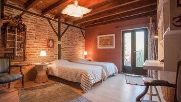 3 chambres, fer et planche Ă repasser, Wi-Fi, draps fournis