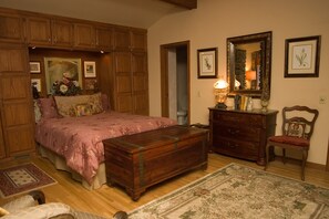 3 dormitorios, escritorio, tabla de planchar con plancha y wifi gratis