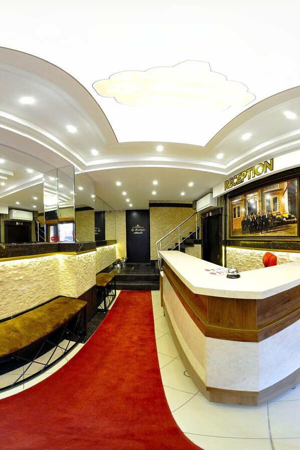 Reception - Atlantik Butik Hotel (Tekirdag)