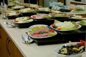 Ilmainen päivittäinen buffetaamiainen 