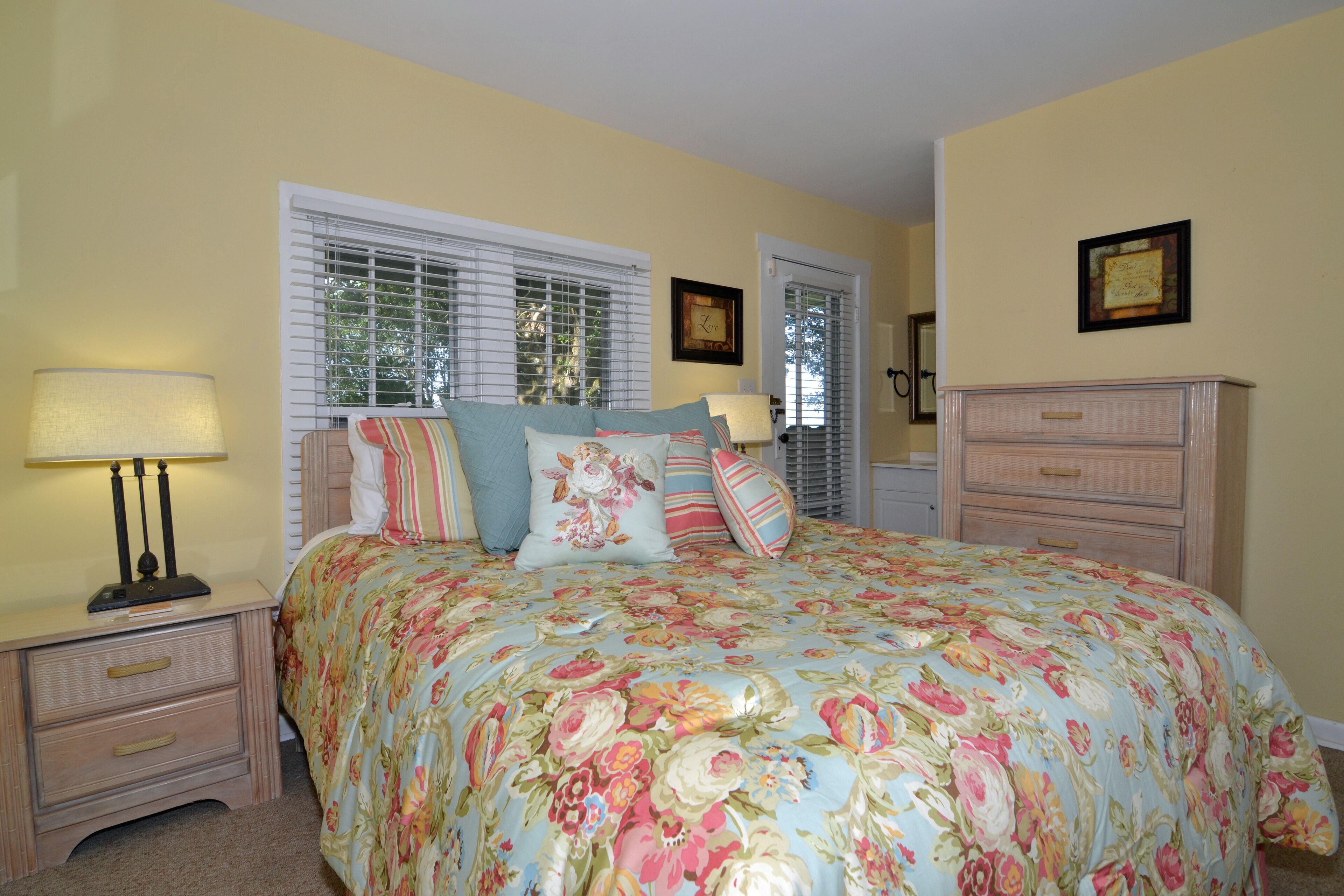 3 Schlafzimmer, Schreibtisch, kostenloses WLAN, Bettwäsche