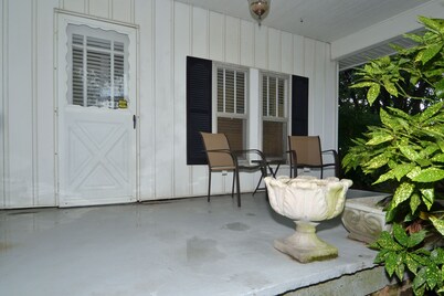 Hi Speed Internet Lawrenceburg TN area, Outdoor Living Space, Wk/Month Discounts