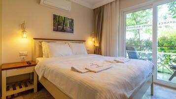 Premium bedding, minibar, in-room safe, blackout curtains