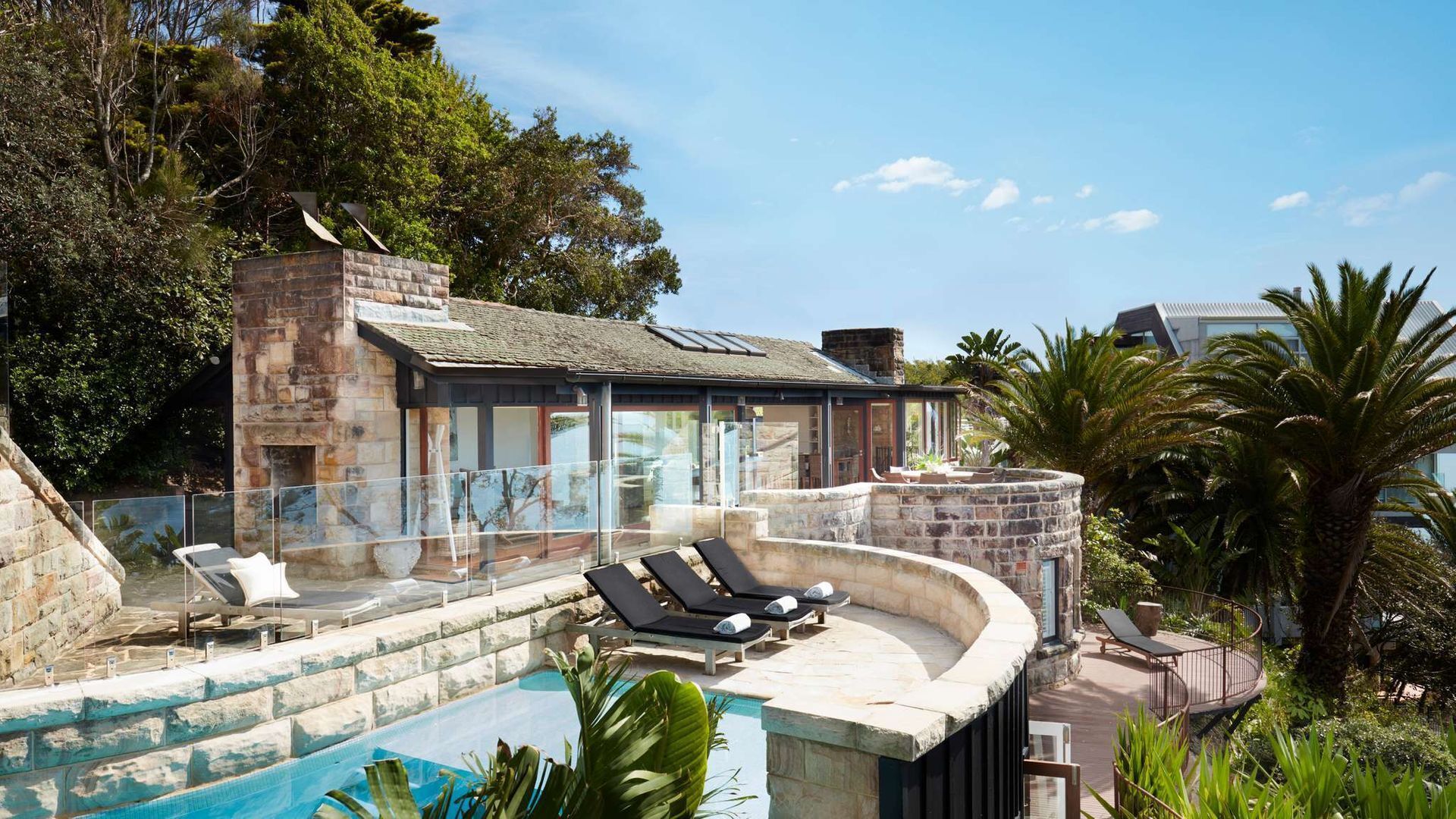 Northview Villa by Contemporary Hotels — image 2