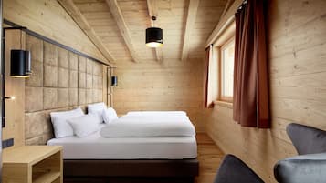 Chalé conforto, 2 quartos, vista para a montanha | Cofres nos quartos, berços grátis, Wi-Fi de cortesia, roupa de cama