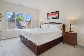 2 sovrum, strykjärn/strykbräda, gratis wi-fi och sängkläder