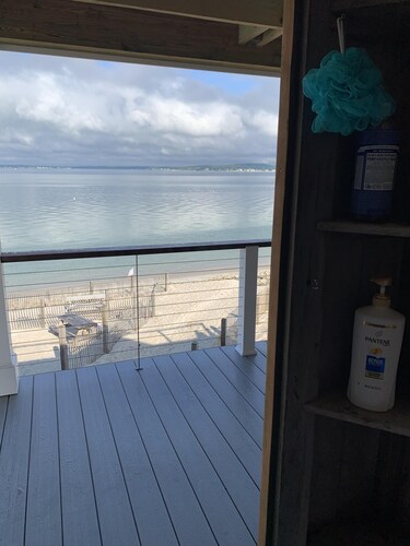 7 Bed - Private Beach - Ocean Front w/Boat Moorings - Fully Remodeled 