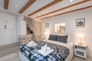 Apartment, 1 Queen Bed